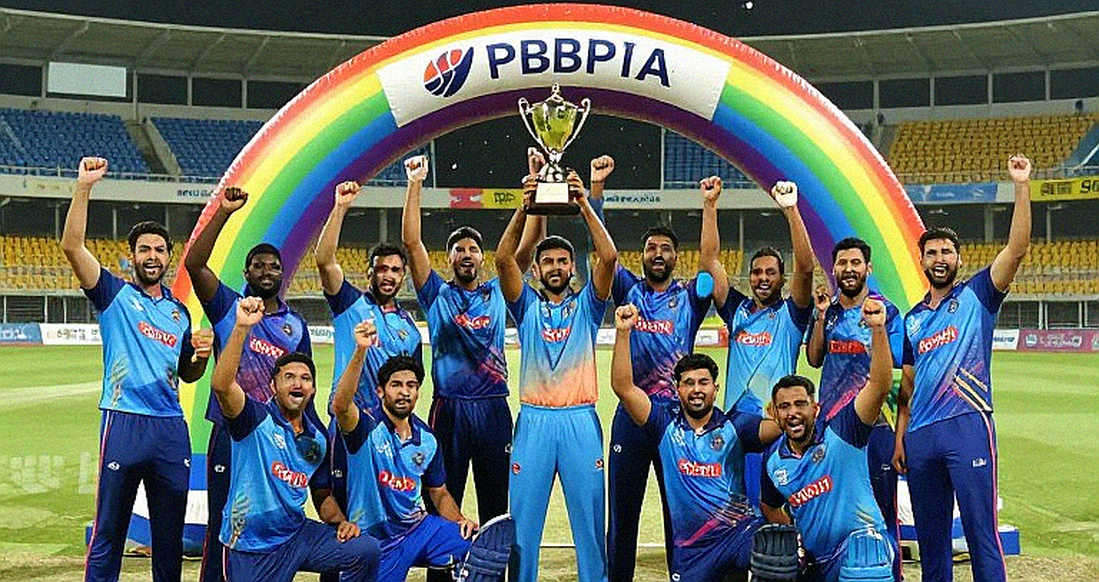 मीरपुर में 213/3: शादमान का 99 नाबाद और वह अनकहा ओवर-आंकड़ा जो सब कुछ तय करेगा मीरपुर में 213/3: शादमान का 99 नाबाद और वह अनकहा ओवर-आंकड़ा जो सब कुछ तय करेगा